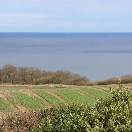 Дом отдыха 315 Filey Road *